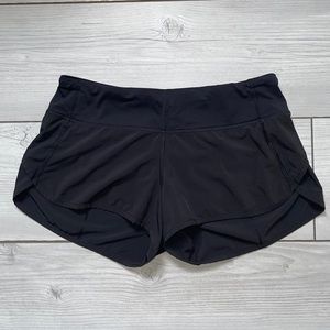 Lululemon Speed Short *4-way Stretch 2.5" size 6